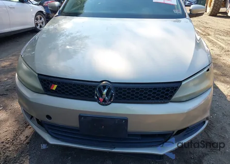 2013 Volkswagen Jetta 2.5L Se from USA, damaged, VIN 3VWDP7AJXDM238547